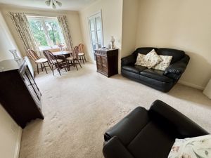 Open Plan Lounge Dining Room - click for photo gallery